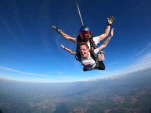 Overcoming Fear of Heights Before Your First Skydive